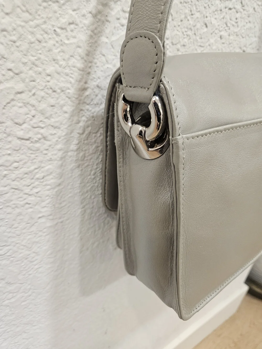 Tignanello Gray Leather Flap Crossbody Bag Shoulder Purse